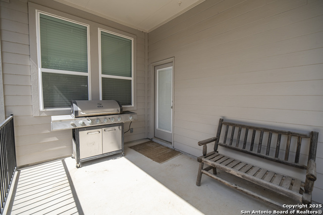 Image 23 of 26 For 5634 Holly Hollow