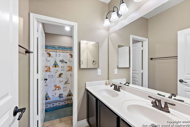 Image 15 of 21 For 27414 Valle Bluff