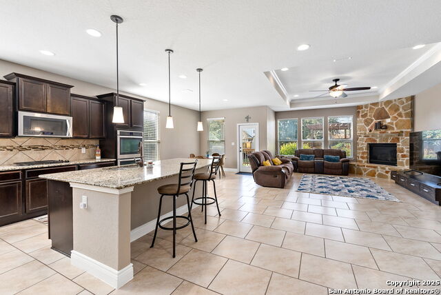 Image 4 of 21 For 27414 Valle Bluff