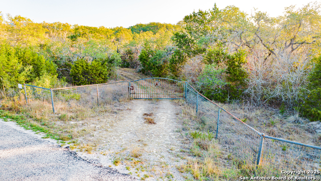 Image 26 of 35 For 184 Peyton Colony