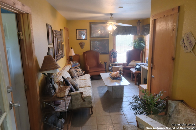 Image 14 of 32 For 17585 Fargoer