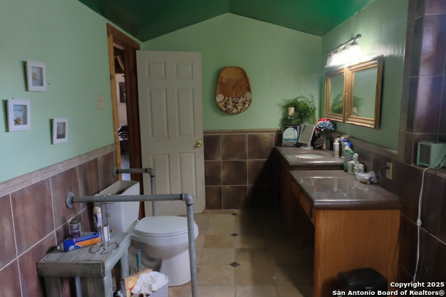 Image 8 of 32 For 17585 Fargoer