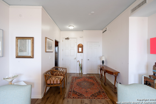 Image 2 of 36 For 1 Towers Park  1515