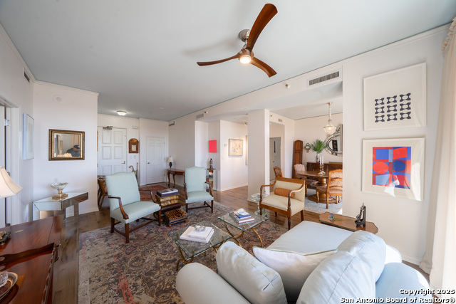 Image 9 of 36 For 1 Towers Park  1515