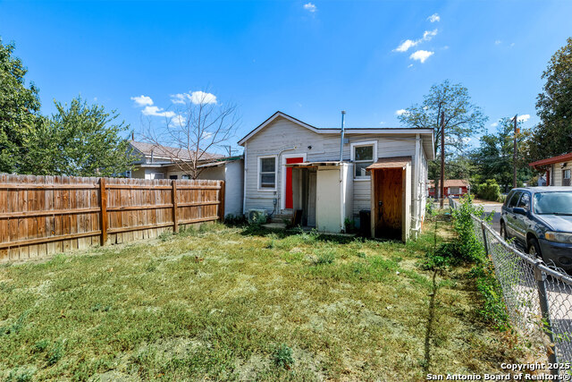 Image 7 of 18 For 603 Gladstone