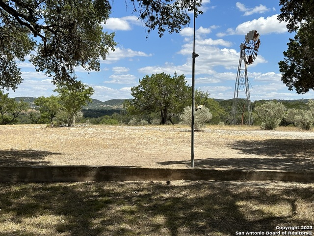 Image 11 of 12 For 1712 B Fm 470