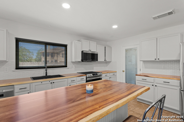 Image 12 of 44 For 9703 Autumn Hollow