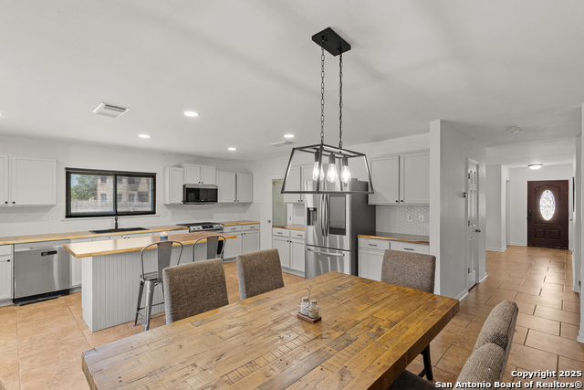 Image 14 of 44 For 9703 Autumn Hollow