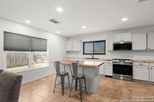 Image 16 of 44 For 9703 Autumn Hollow