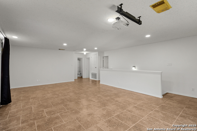 Image 25 of 44 For 9703 Autumn Hollow