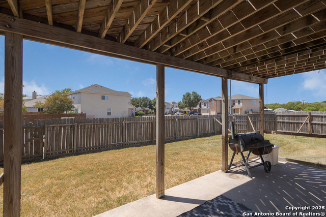 Image 35 of 44 For 9703 Autumn Hollow