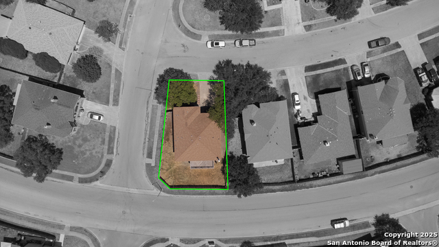 Image 40 of 44 For 9703 Autumn Hollow