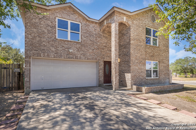 Image 5 of 44 For 9703 Autumn Hollow