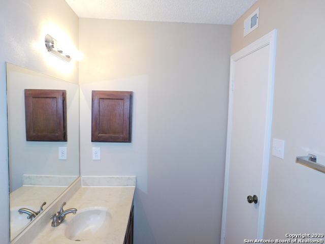 Image 15 of 20 For 13018 Heimer  704