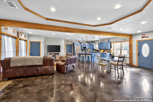 Listing photo id 14 for 1081 English Hollow