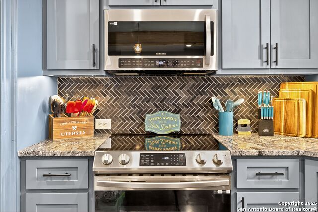 Listing photo id 19 for 1081 English Hollow