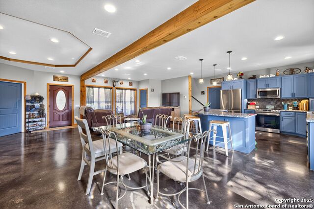 Listing photo id 22 for 1081 English Hollow