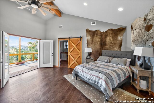 Listing photo id 24 for 1081 English Hollow
