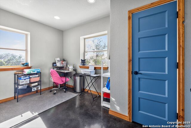 Listing photo id 25 for 1081 English Hollow