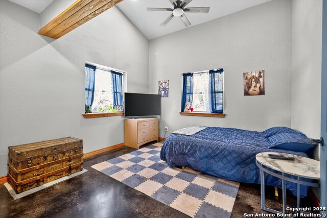 Listing photo id 26 for 1081 English Hollow
