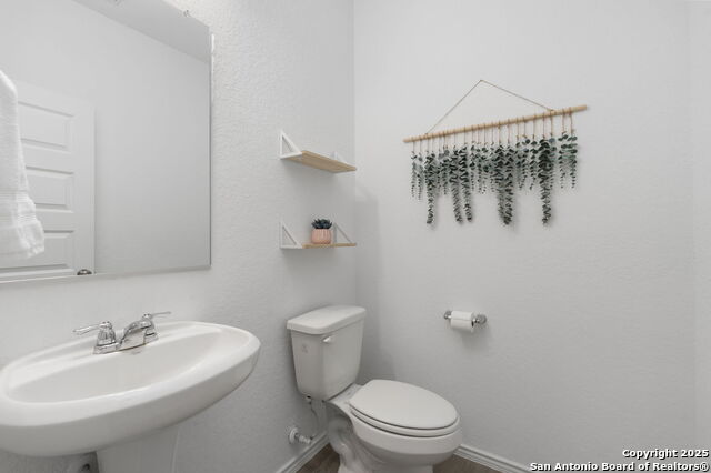 Listing photo id 28 for 223 Kinsley  