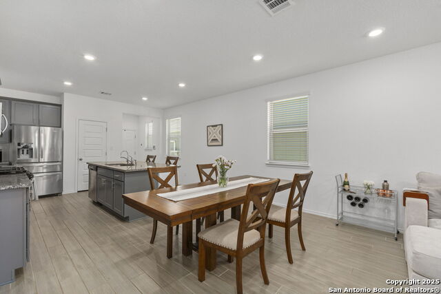 Listing photo id 6 for 223 Kinsley  