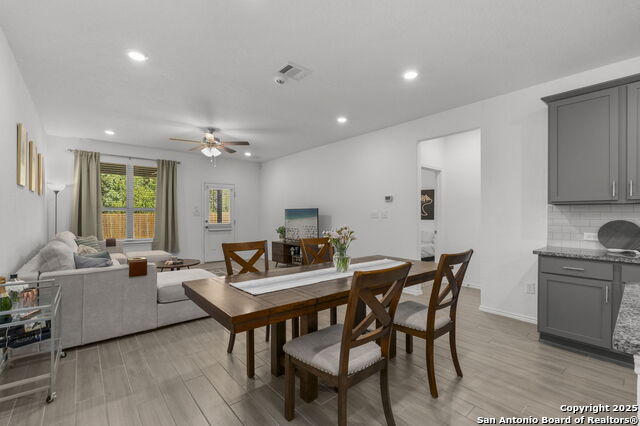 Listing photo id 7 for 223 Kinsley  