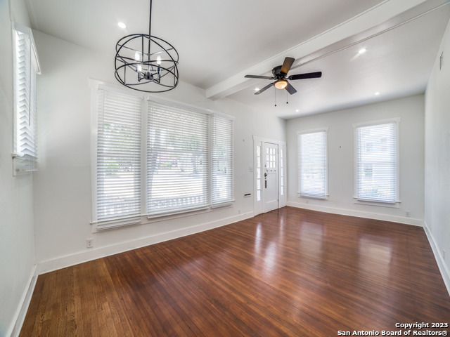 Image 4 of 15 For 732 Pine St N 1