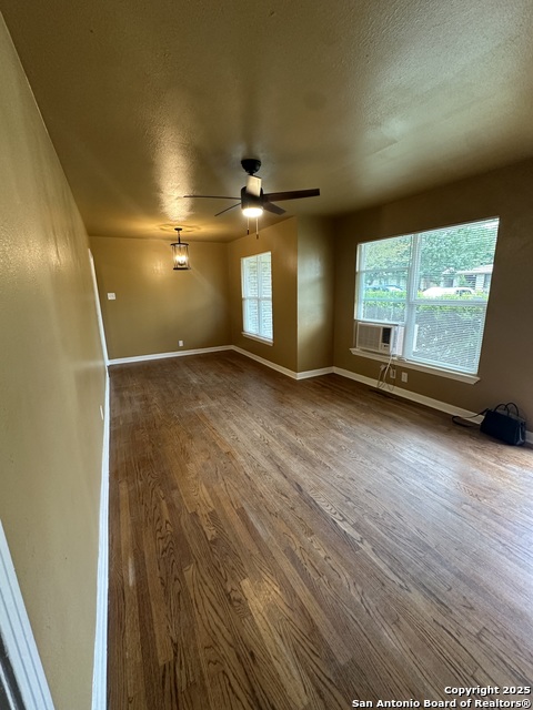 Image 2 of 14 For 218 Chelsea