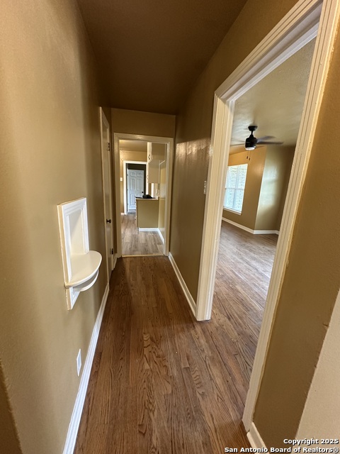 Image 3 of 14 For 218 Chelsea