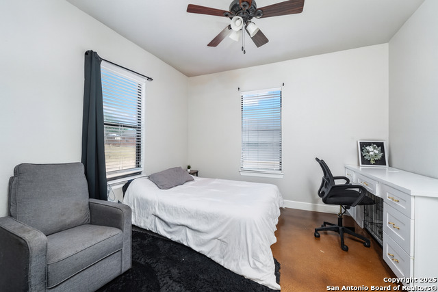 Listing photo id 22 for 136 Elm Country
