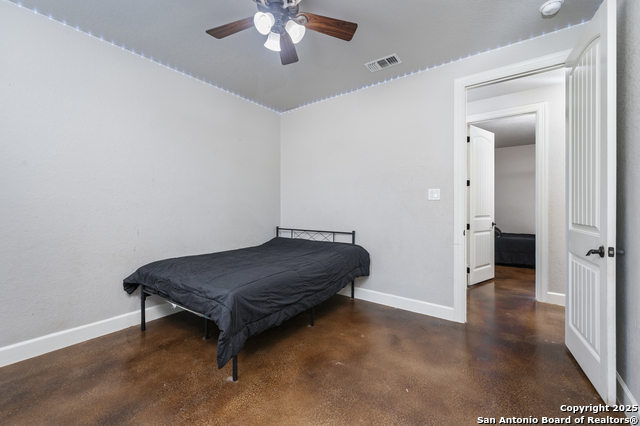 Listing photo id 25 for 136 Elm Country