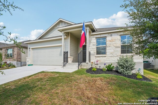 Image 2 of 42 For 633 Oleander