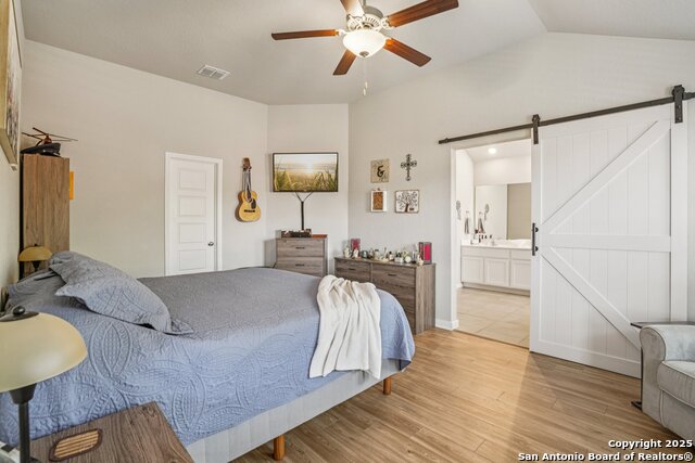 Image 21 of 42 For 633 Oleander