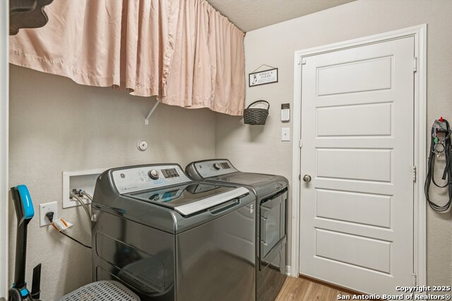 Image 26 of 42 For 633 Oleander