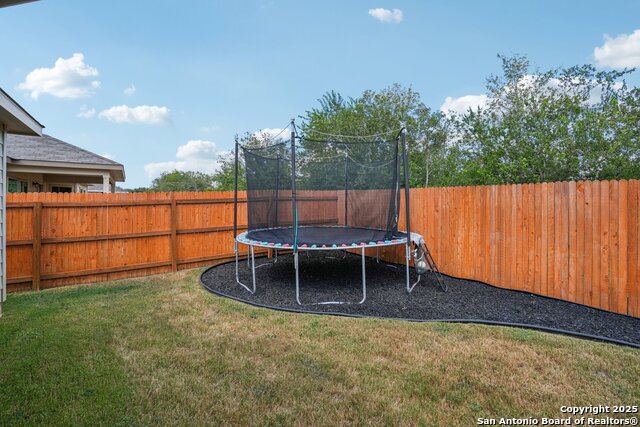 Image 42 of 42 For 633 Oleander