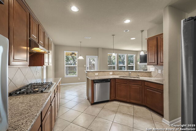 Image 15 of 41 For 13002 Moselle