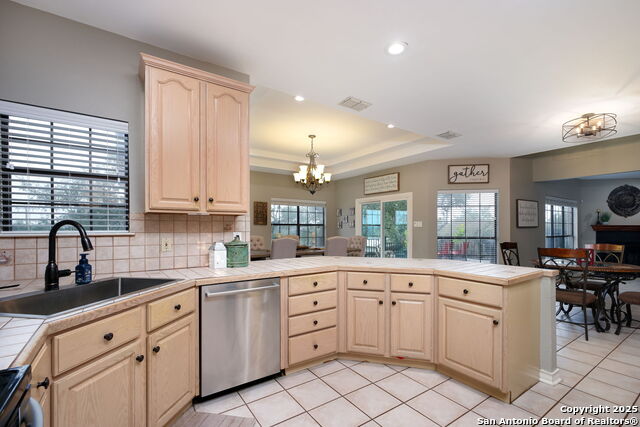 Image 20 of 55 For 256 Deer Cross Ln