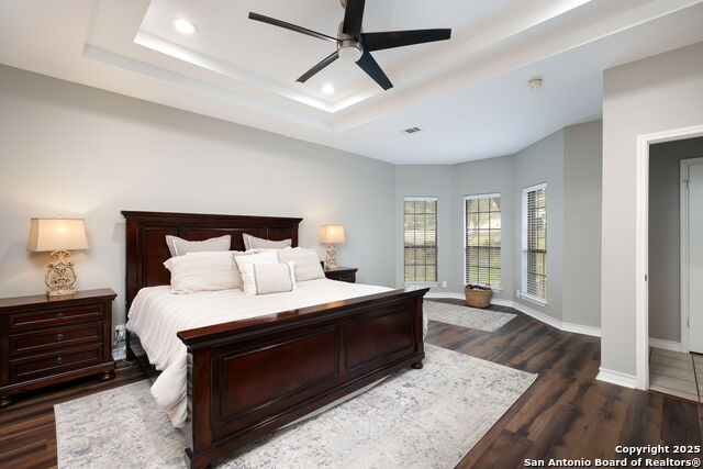 Image 23 of 55 For 256 Deer Cross Ln