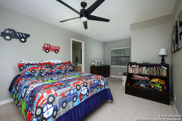 Image 32 of 55 For 256 Deer Cross Ln