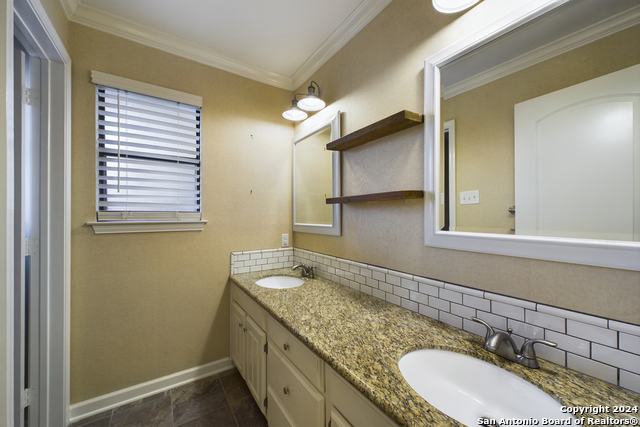 Image 35 of 41 For 8614 Brookhaven St