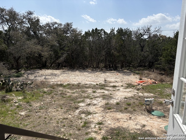 Image 11 of 12 For 320 Fawn