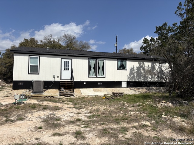 Image 12 of 12 For 320 Fawn