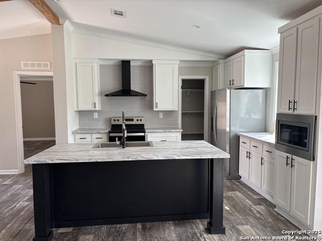 Image 5 of 12 For 320 Fawn