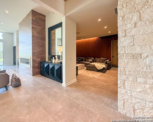 Listing photo id 15 for 24108 Tres Arroyos