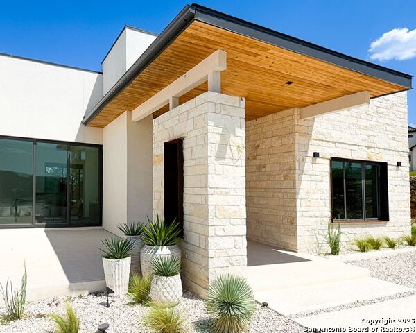 Listing photo id 2 for 24108 Tres Arroyos