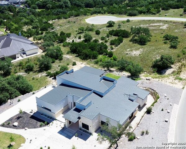 Listing photo id 40 for 24108 Tres Arroyos