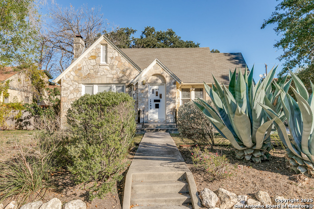 Image 2 of 29 For 365 Club