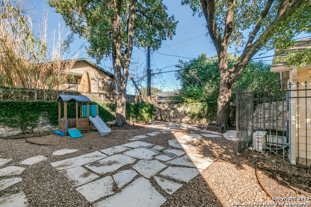 Image 27 of 29 For 365 Club