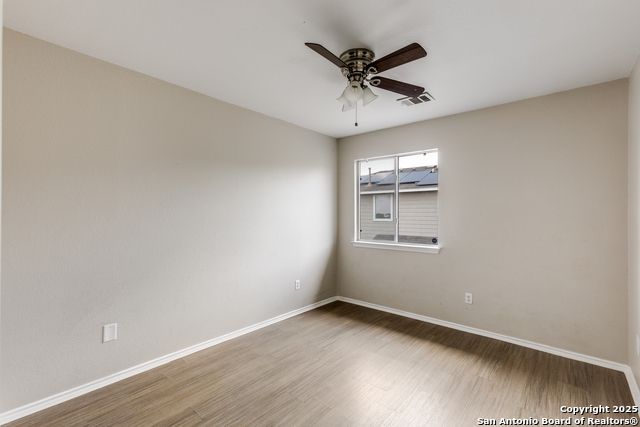 Listing photo id 17 for 11812 Lima  
